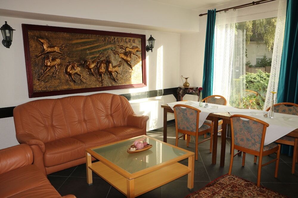 Villa in Hemmingen 黑明根