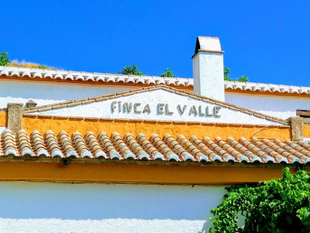 Коттедж с 3 комнатами Finca El Valle