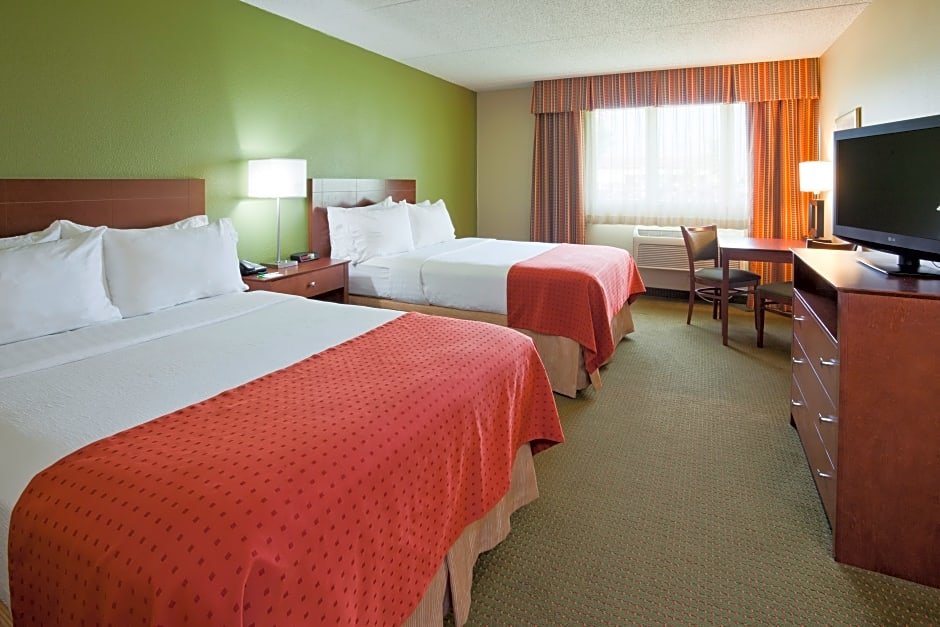 Premium Double room with pool view Holiday Inn Austin, an IHG Hotel