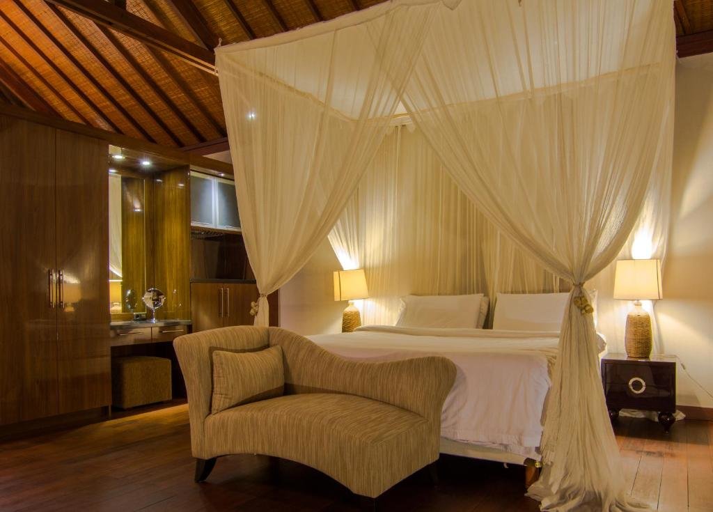 3 Bedrooms Family Villa DISINI Luxury Spa Villas-CHSE Certified