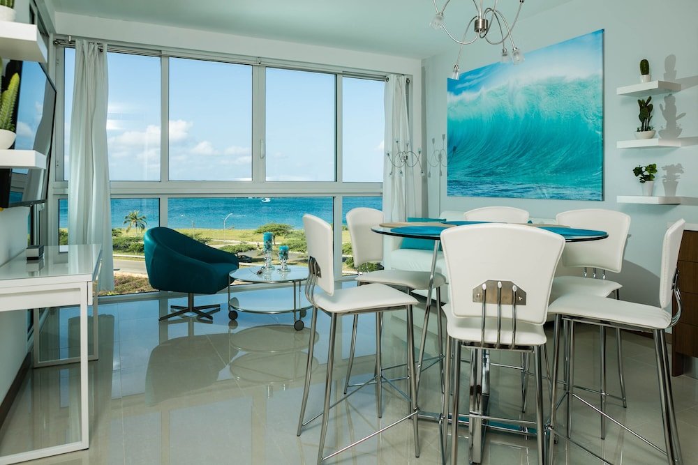 Номер Standard c 1 комнатой с балконом и с видом на океан Blue Residences