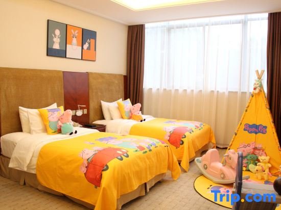 Standard Family room Meng Jiang Hotel