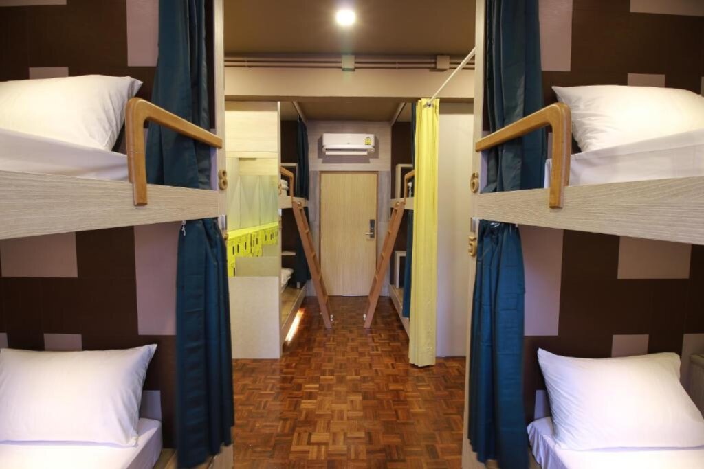 Cama en dormitorio compartido (dormitorio compartido femenino) 168 Hostel