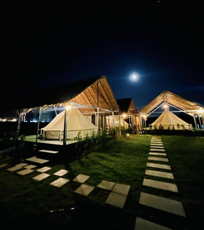 Tenda Baan Bangwua Resort