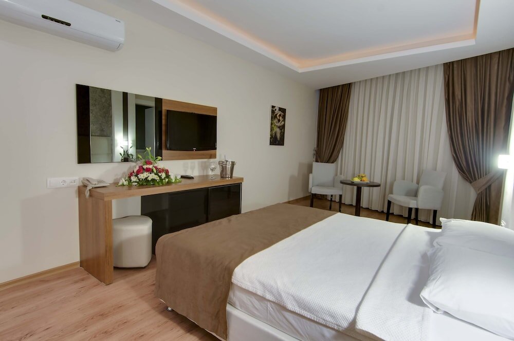 Семейный люкс Swiss Inn Resort Hotel & Spa