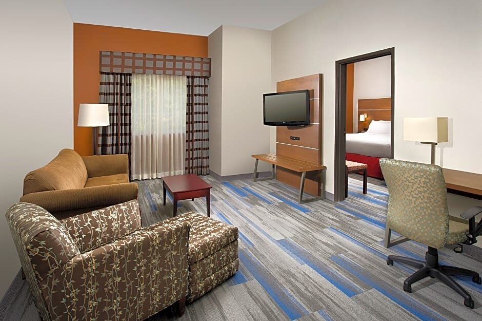 Suite 1 dormitorio Best Western Charlottesville Airport Inn & Suites