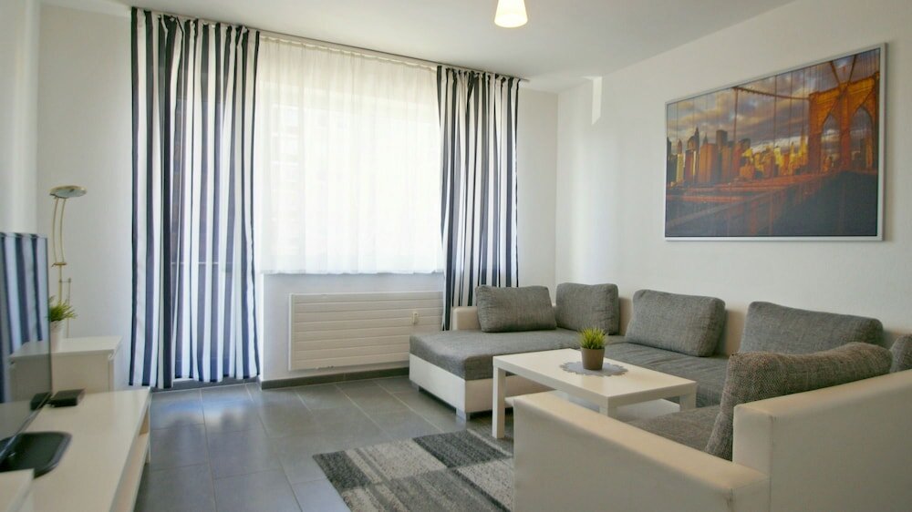 Apartment Ferienwohnung Cologne HG 1