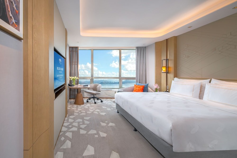 Двухместный номер Premier с видом на залив Shenzhenair International Hotel