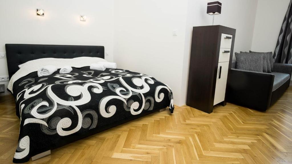Апартаменты Deluxe Black & White Apartment Prague by Wenceslas Square and Muzeum