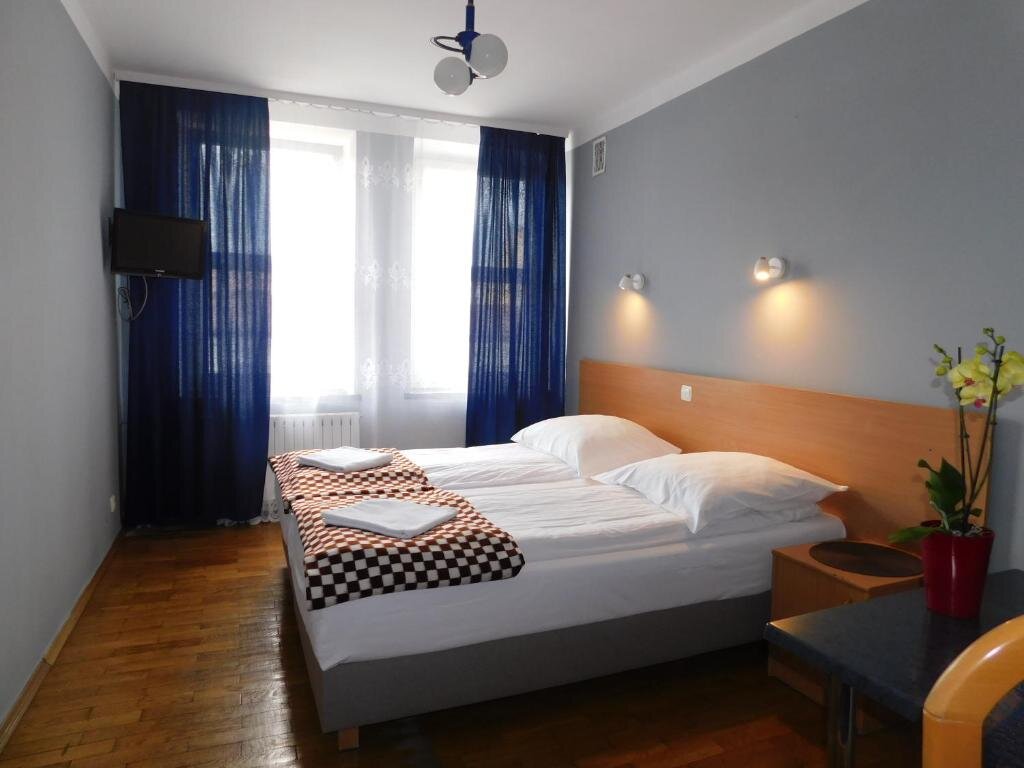 Standard Doppel Zimmer Korona Guest Rooms