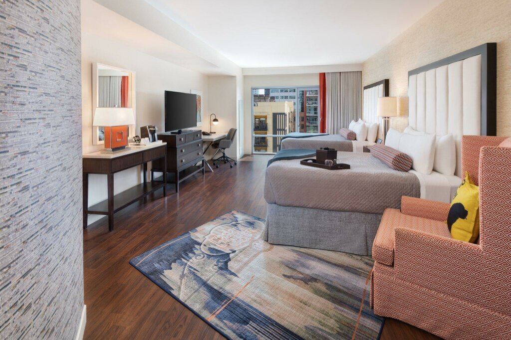 Habitación cuádruple Premium con vista al terreno Hotel Indigo San Diego