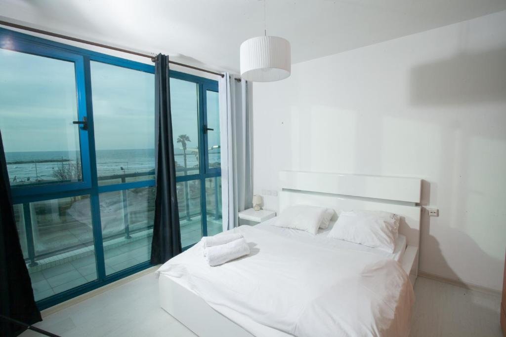 Apartamento M Sea Suites - By The Beach