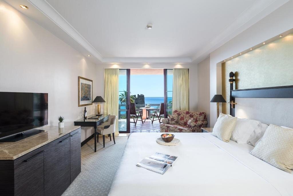 Двухместный номер Mediterranean Kempinski Hotel Bahía Beach Resort & Spa