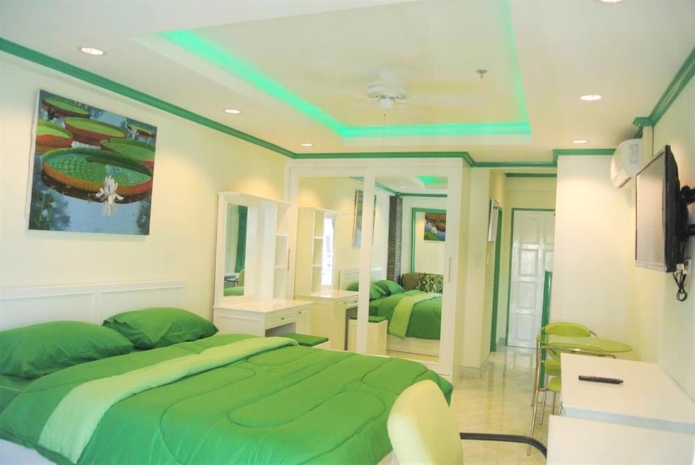Apartment 1 Schlafzimmer mit Balkon Jomtien Beach Condominium A2 Studio Apartment Pattaya