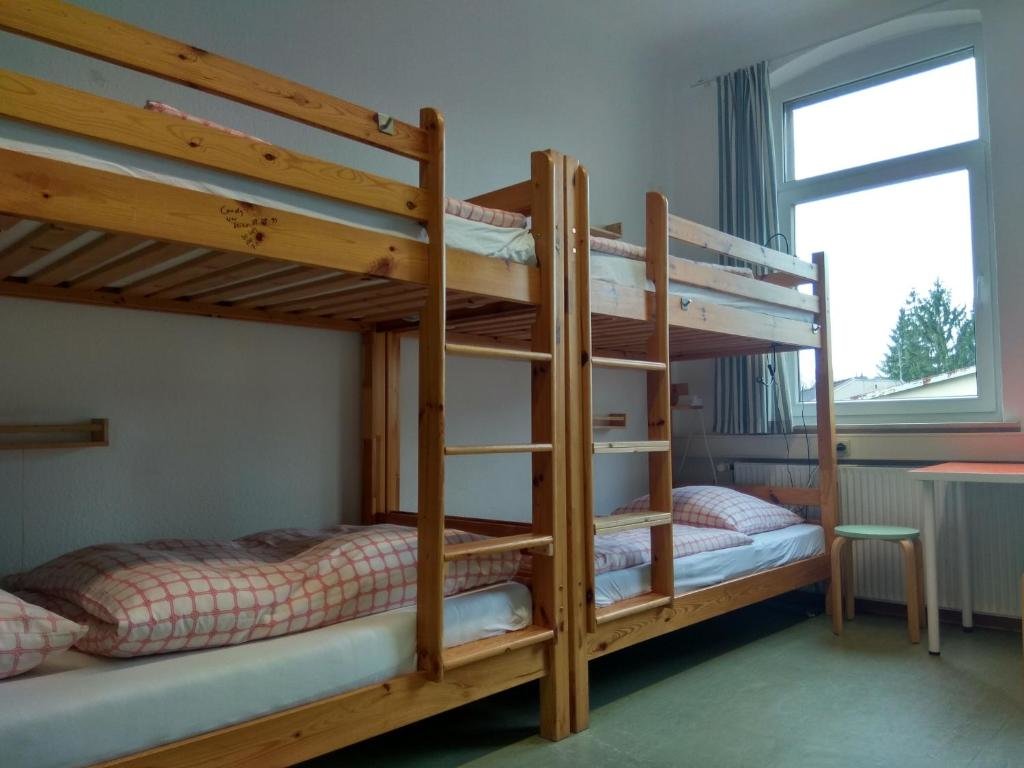 Кровать в общем номере Hostel 37