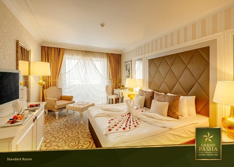 Standard Doppel Zimmer Grand Pasha Hotel & Casino & Spa