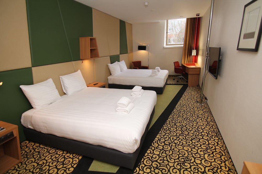 Standard Vierer Zimmer Savoy Hotel Amsterdam
