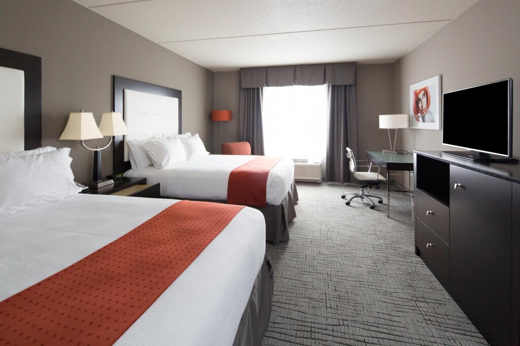 Номер Standard Holiday Inn Hotel & Suites Davenport, an IHG Hotel