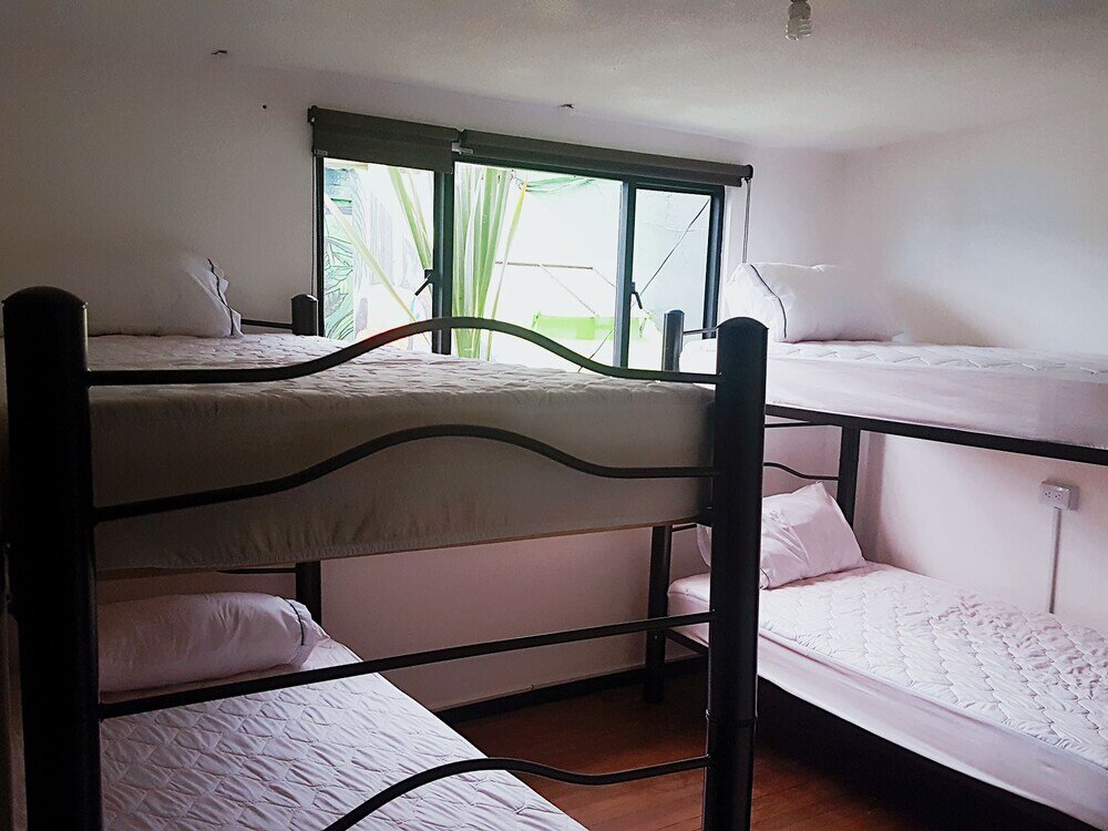 Кровать в общем номере (женский номер) Hostel WashuWashu