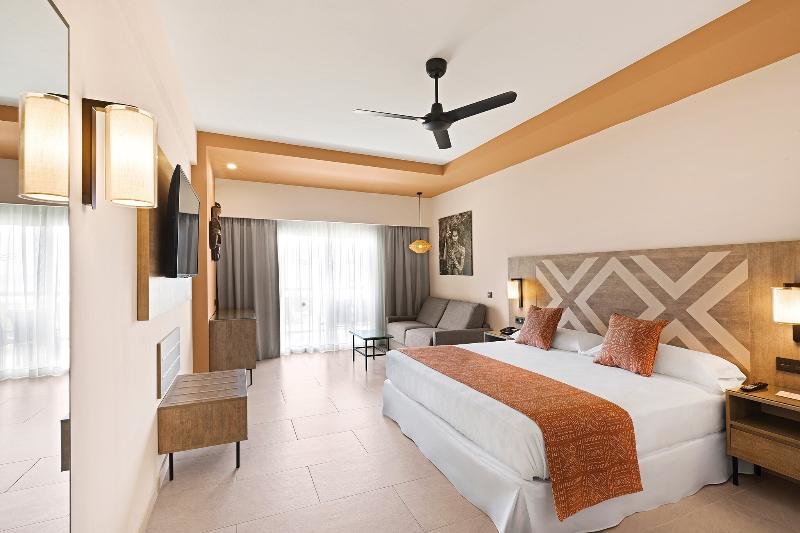 Double room with balcony Hotel Riu Baobab