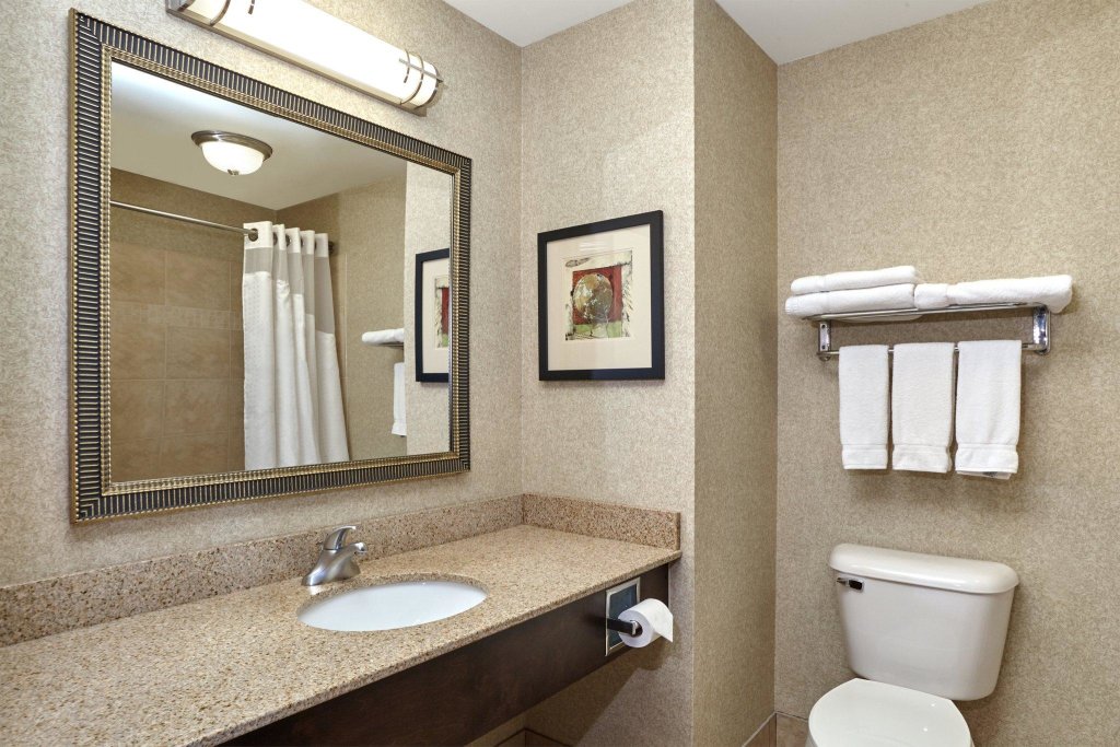 Camera quadrupla Standard Holiday Inn Express Hotel & Suites Madison-Verona, an IHG Hotel
