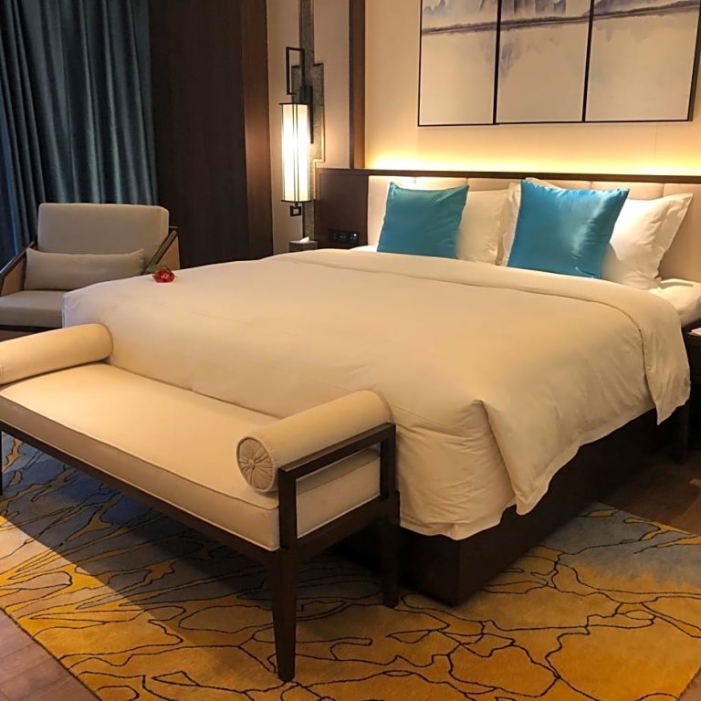Standard Double room with garden view Wyndham Guilin Pingle