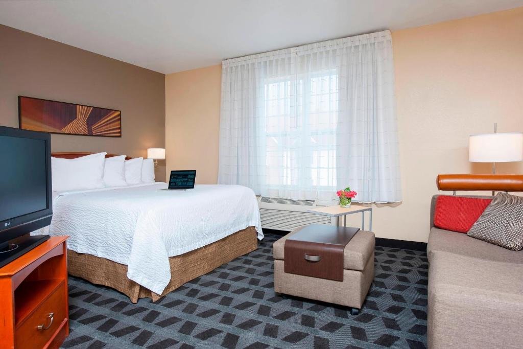 Студия TownePlace Suites by Marriott Indianapolis - Keystone