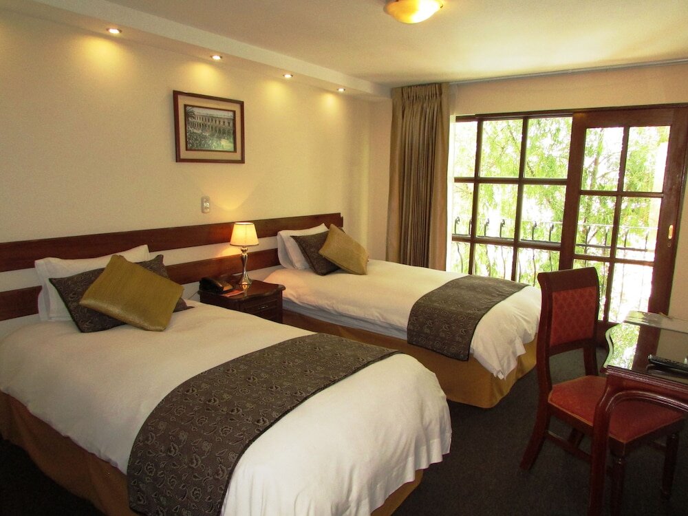 Business Double room with balcony Queen's Villa Hotel Boutique