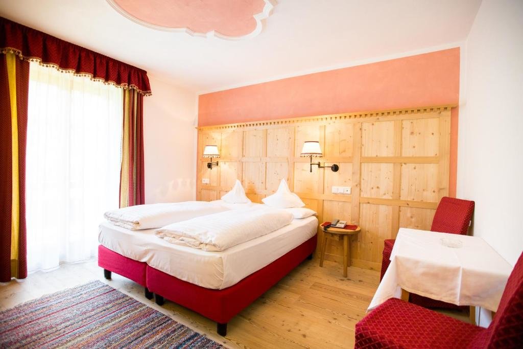 Номер Comfort Al Plan Hotel Oldtimer Dolomites