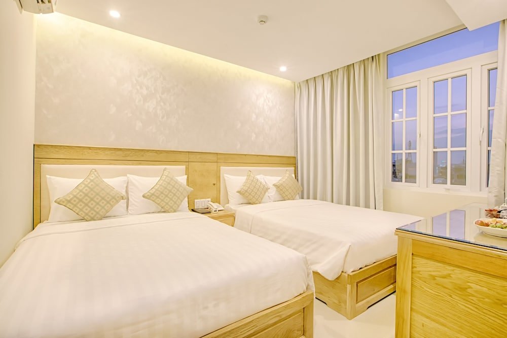 Трёхместный номер Deluxe SEA CASTLE HOTEL Da Nang