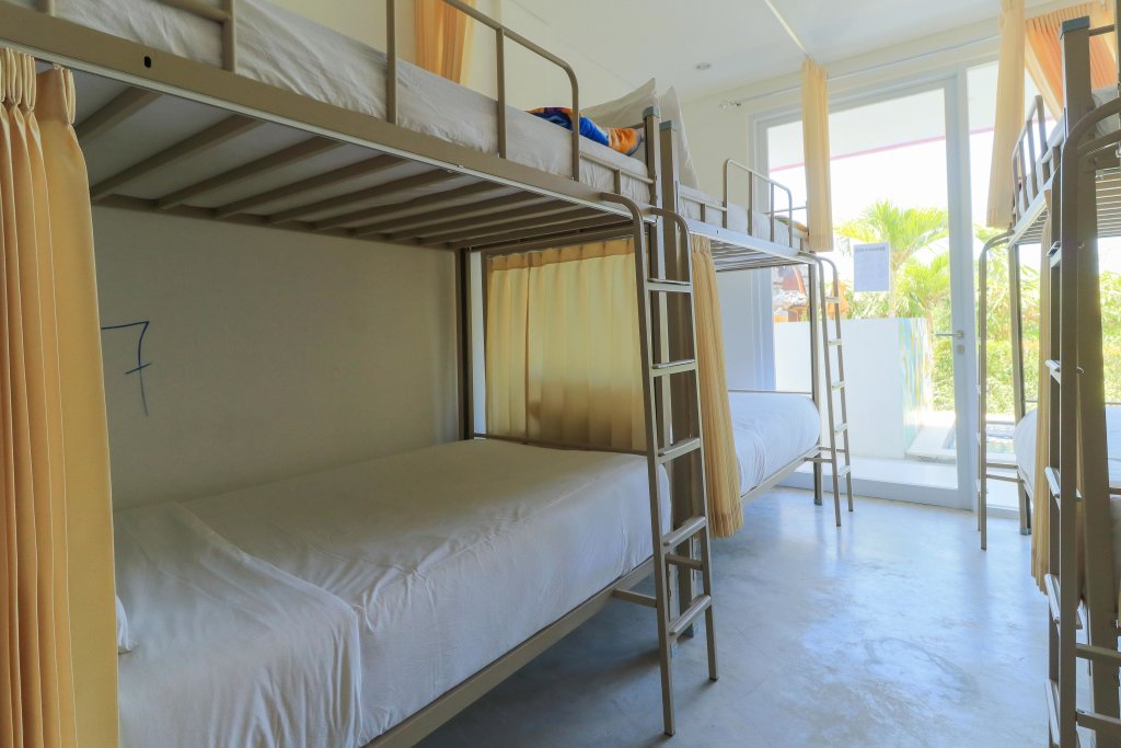 Bed in Dorm (male dorm) Margarita Surf Hostel