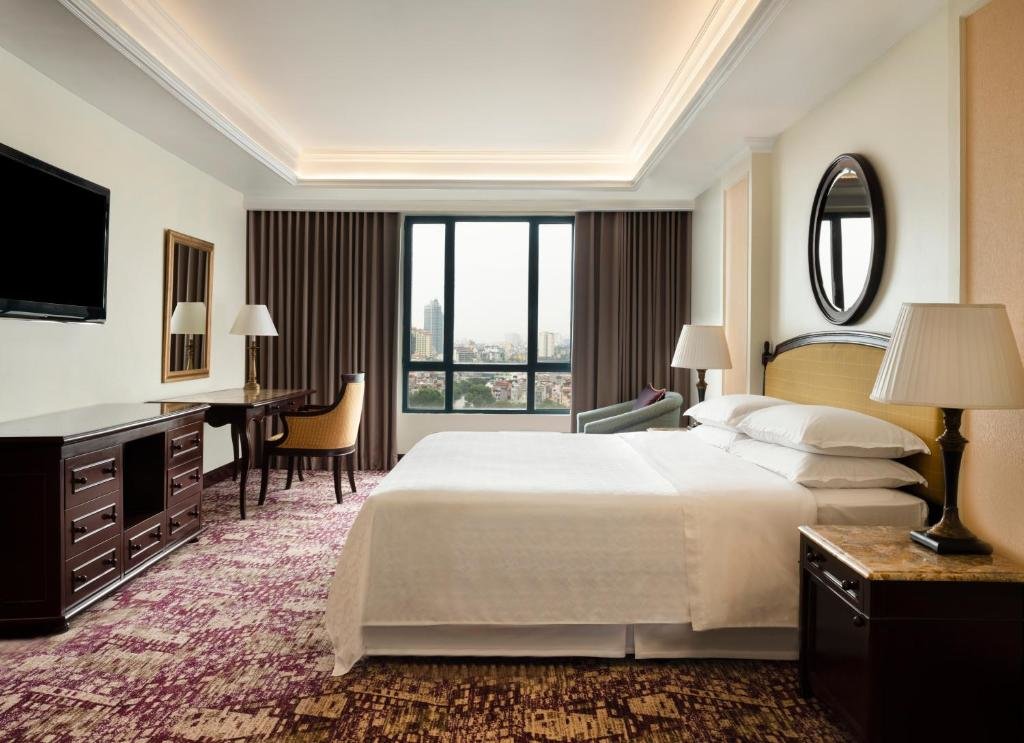 Двухместный люкс Presidential Sheraton Hanoi Hotel