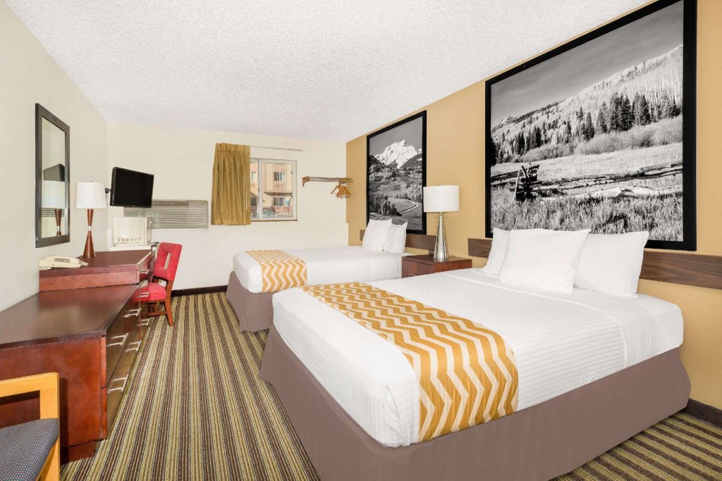 Suite doble Travelodge by Wyndham Loveland/Fort Collins Area