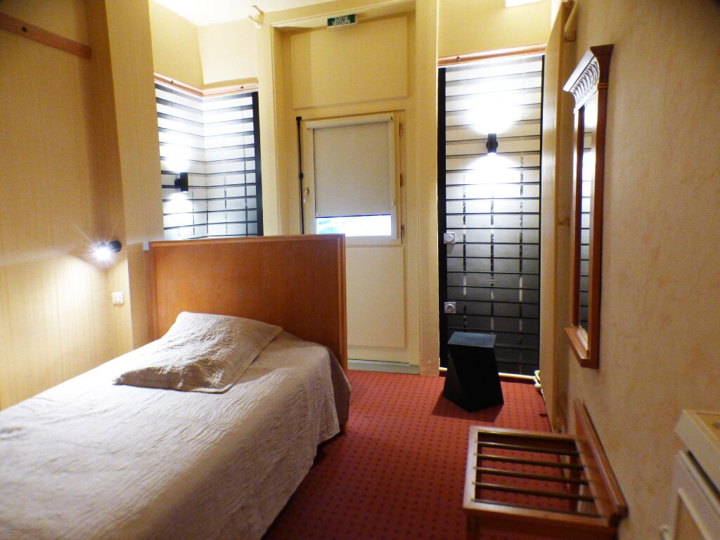 Standard simple chambre Terminus du Forez Saint-Etienne Centre