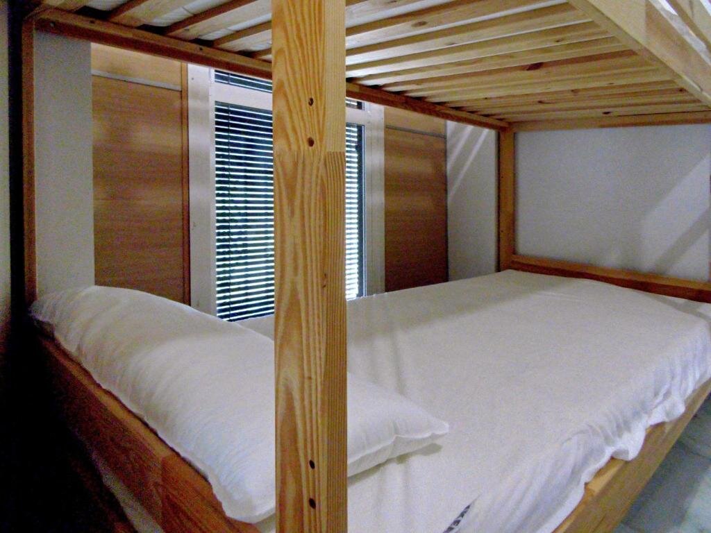 Кровать в общем номере Chinitas Urban Hostel