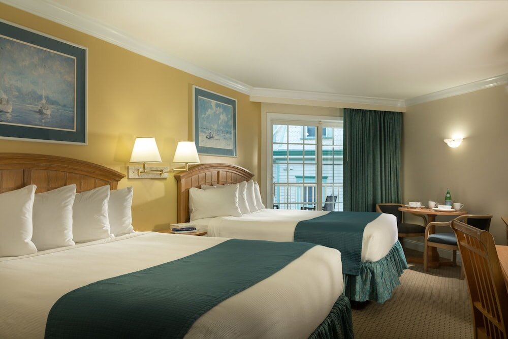 Standard Quadruple room with partial view La Mer Beachfront Resort