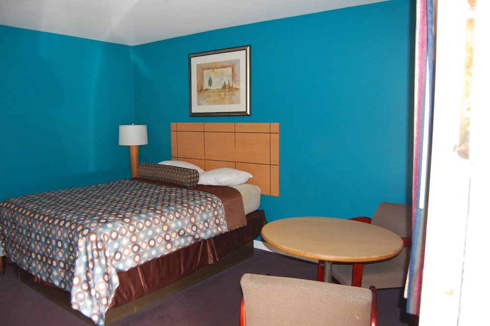 Standard room Colony Motel