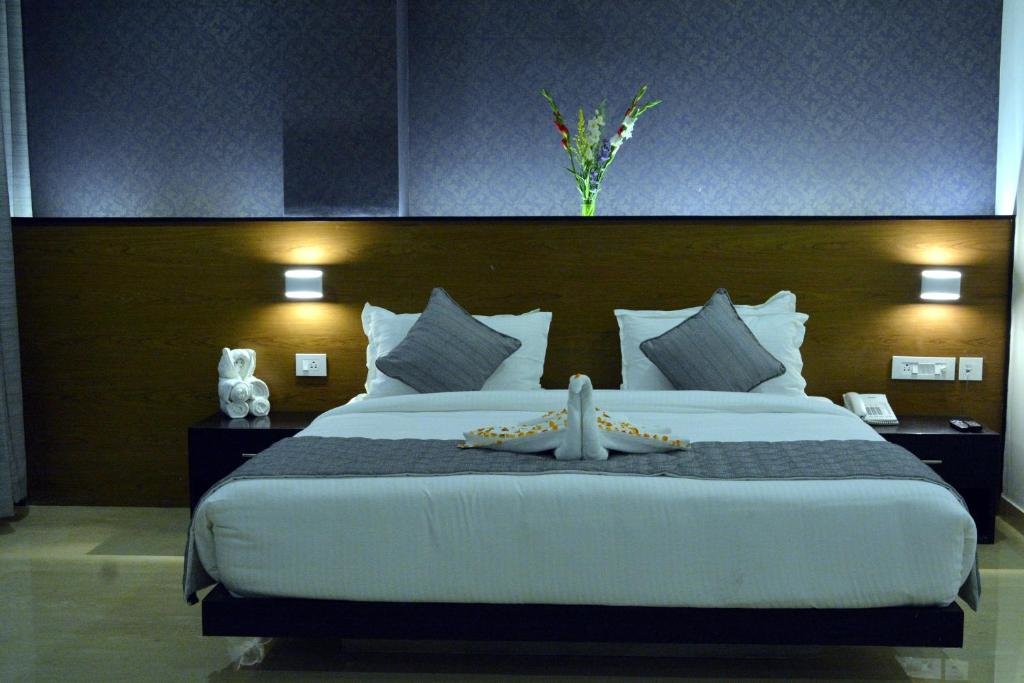Doppel Suite Hotel Sree Annamalaiyar Park