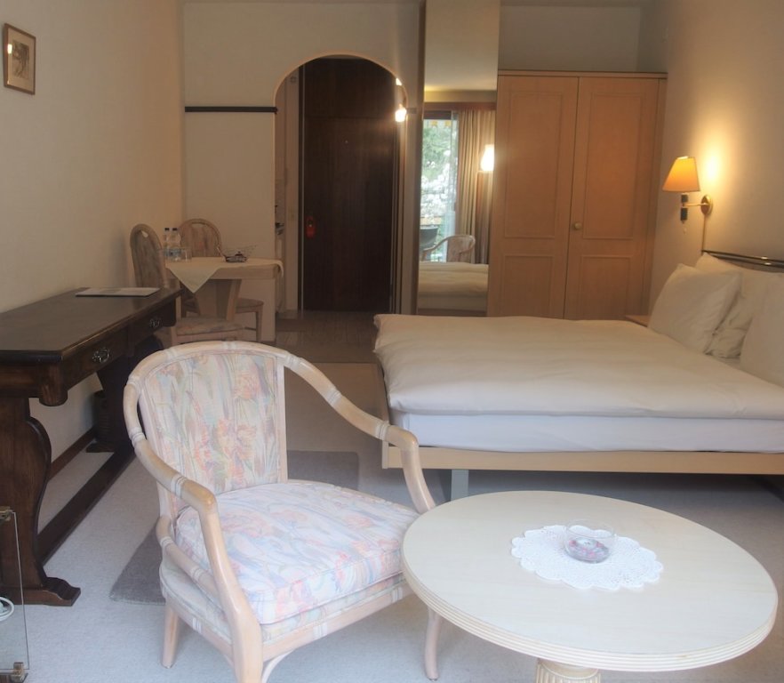 Двухместный номер Comfort c 1 комнатой с балконом и с видом на сад Garni Villa Siesta Park