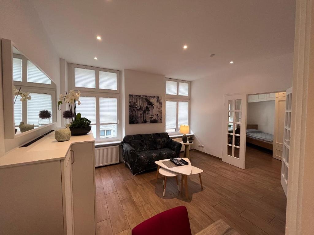 Apartamento 1 dormitorio Altbau trifft Moderne, neuwertige Komfortwohnung für bis 2 Personen