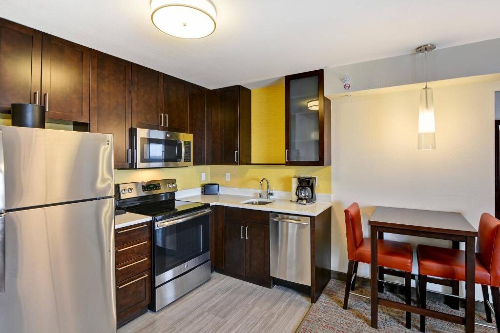 Suite Residence Inn by Marriott Milwaukee North/Glendale