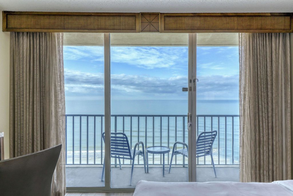 Двухместный номер Standard с видом на залив DoubleTree Beach Resort by Hilton Tampa Bay - North Redington Beach