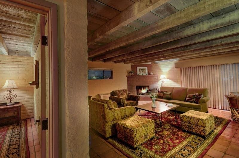 Standard room with balcony Hacienda del Sol Guest Ranch Resort