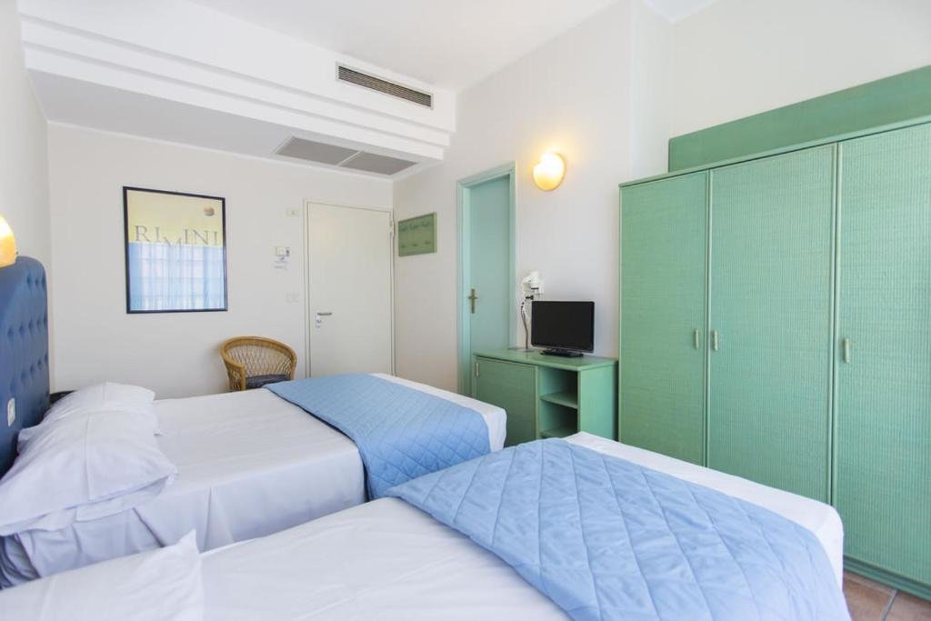 Economy Double room with balcony Bellariva Feeling Hotel