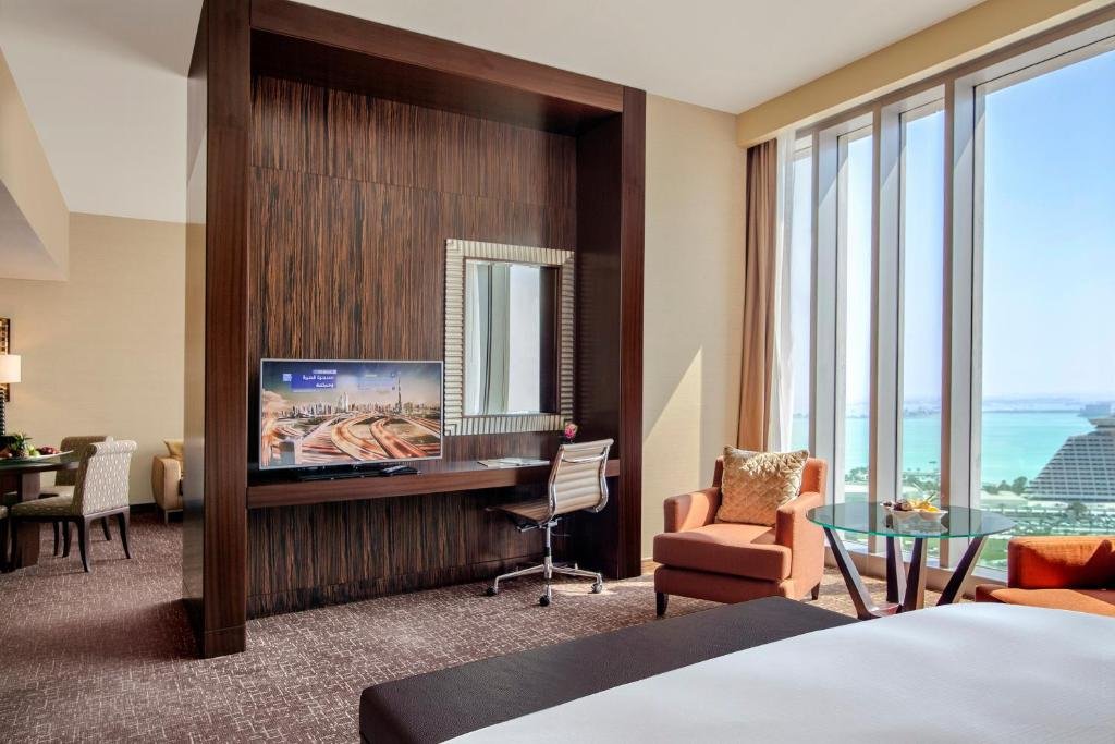 Lounge Access люкс c 1 комнатой City Centre Rotana Hotel Doha