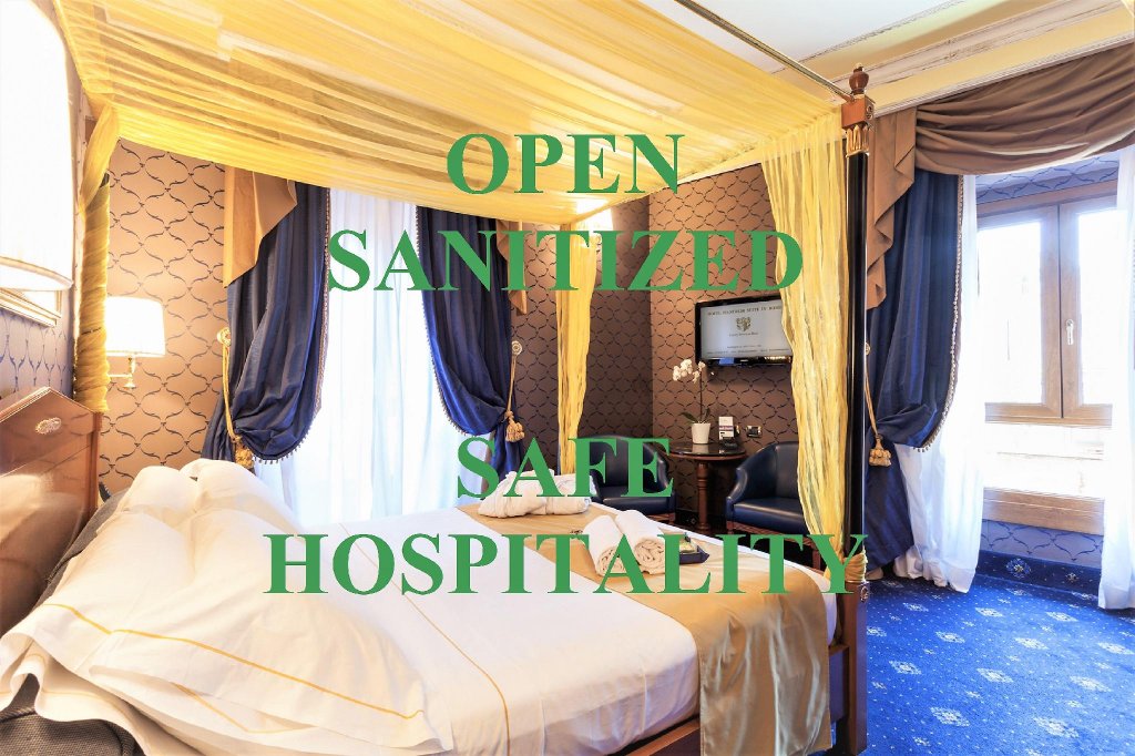 Кровать в общем номере Hotel Manfredi Suite In Rome