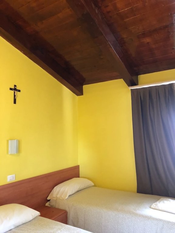 Standard Zimmer Casa Nostra Signora Del Sacro Cuore di Gesù