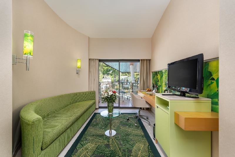 Standard double chambre avec balcon et Vue mer Cornelia De Luxe Resort