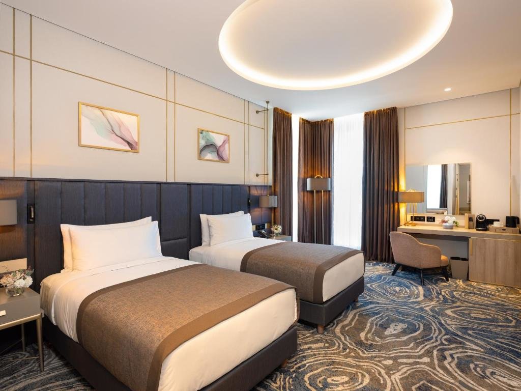 Suite junior doble InterContinental Baku, an IHG Hotel