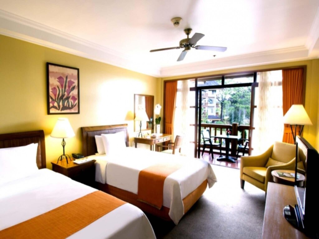 Camera Deluxe con vista sul giardino Privately-owned Superior Room with Garden View at The Manor Hotel Camp John Hay